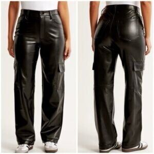 Abercrombie & Fitch the 90s Relaxed high rise black faux leather Cargo Pants 28